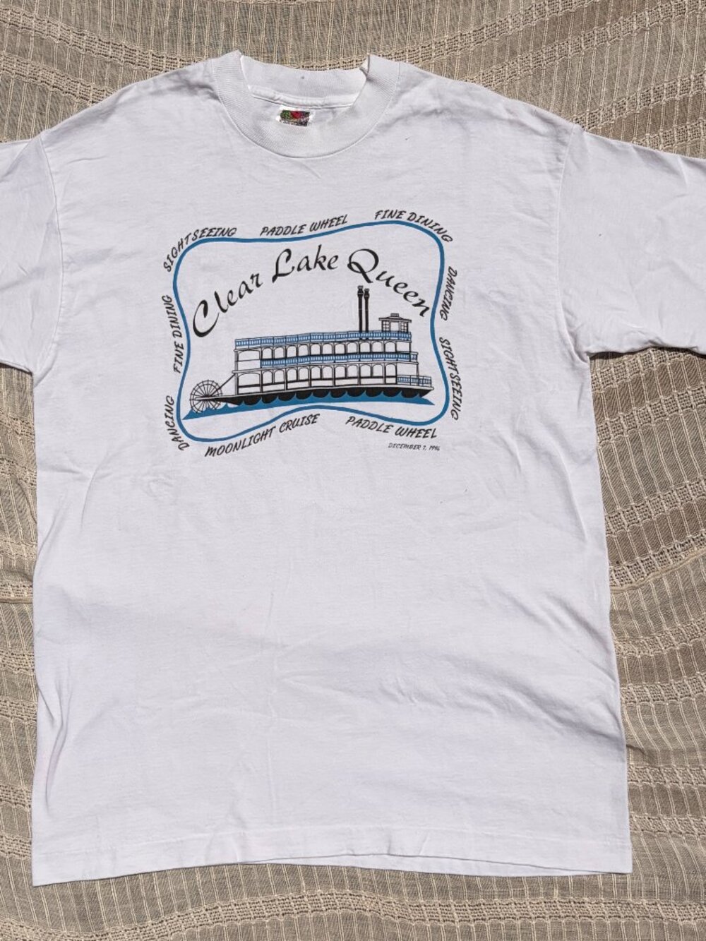 Vintage 90s Clear Lake Queen Boat Graphic Tee Men’s Large